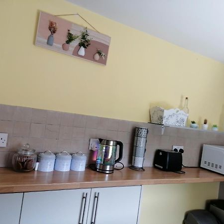 Tynant House- Modern 3 Bed House- City Centre And Free Parking Cardiff Kültér fotó
