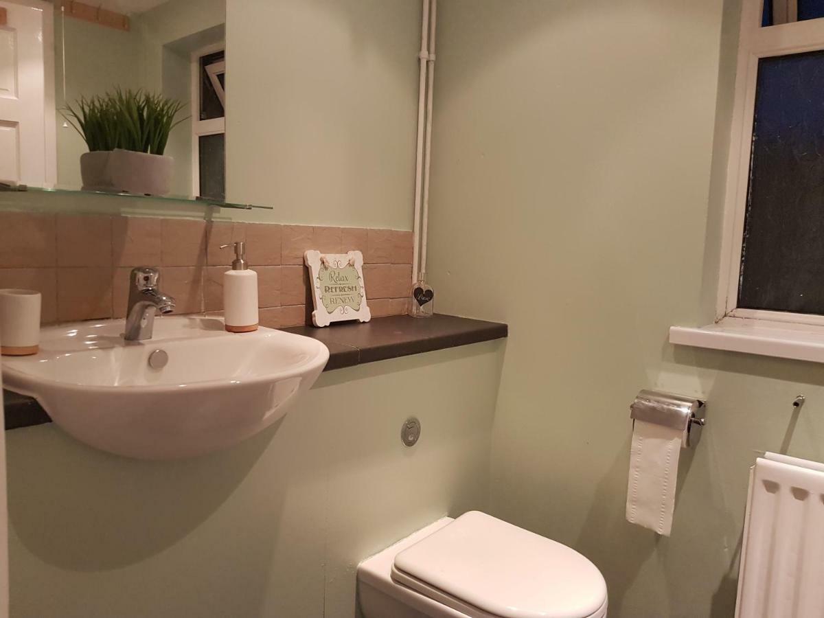 Tynant House- Modern 3 Bed House- City Centre And Free Parking Cardiff Kültér fotó